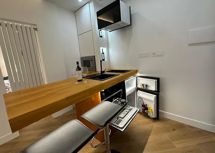 Exclusive Tra Mare E Centro 4* Genova